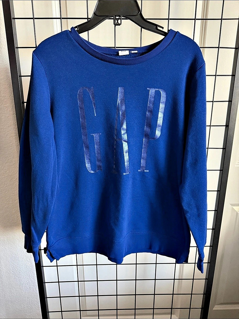 Gap Blue Logo Sweatshirt Size Medium Like New